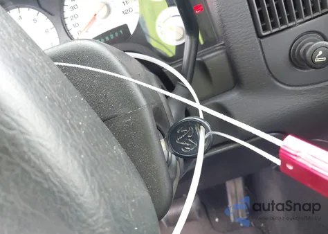 2003 Dodge Ram 1500 Slt/Laramie/St из США, поврежденный, VIN 1D7HU18D43J679019